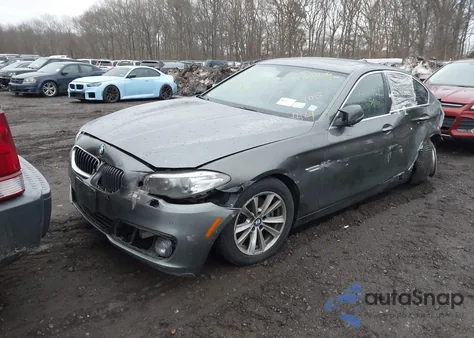 2015 BMW 528I xDrive z USA, uszkodzony, nr VIN WBA5A7C52FD623203
